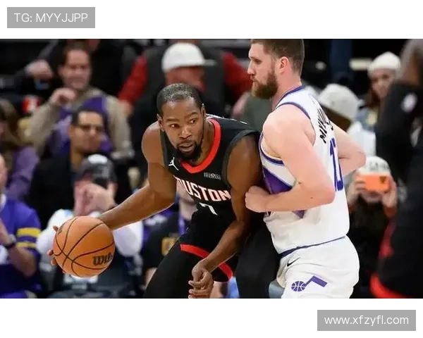 乌度卡称赞KD无私传球能力强调四打三战术需队友配合